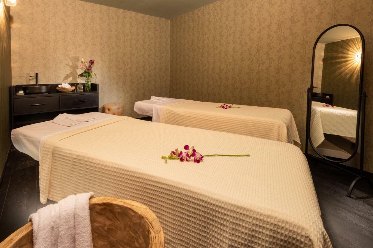 Bachar House Hotel เทลอาวีฟ ภายนอก รูปภาพ